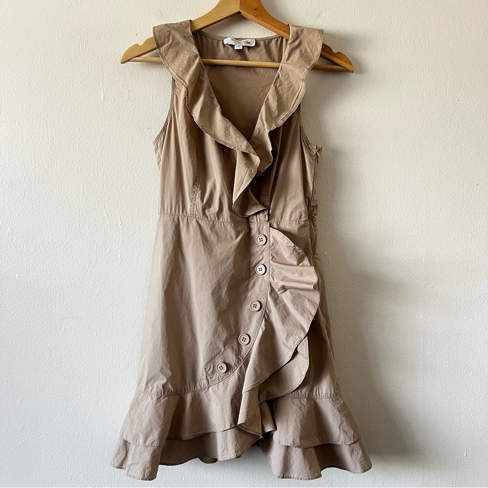 Marissa Webb x RTR Khaki Ruffle Wrap Dress Tan V-Neck Mini Button Front‎ size 0 - Picture 5 of 16